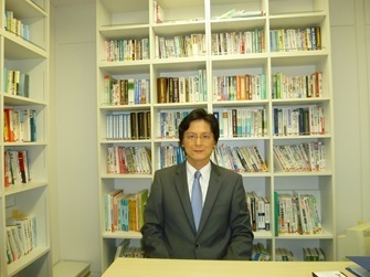 中央グループ原田所長-1.jpg